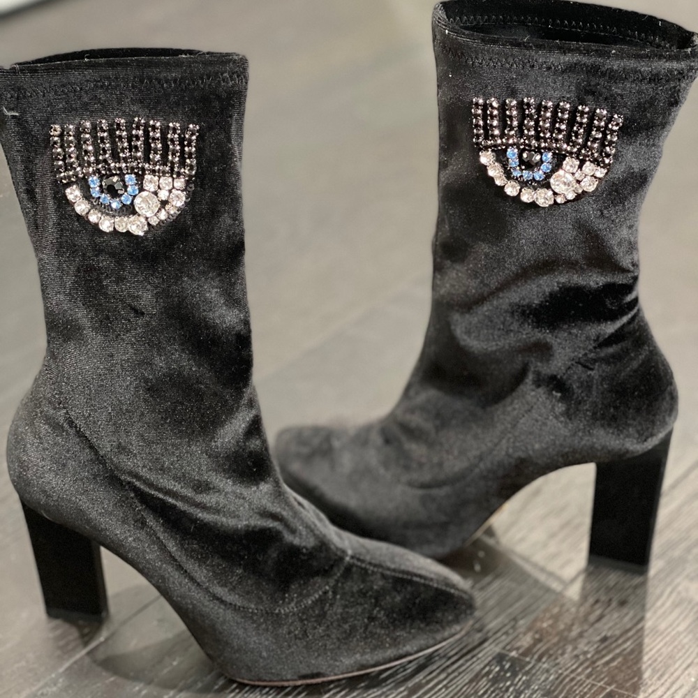 Chiara Ferragni Velvet boots